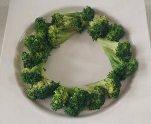 ブロッコリー盛り付け