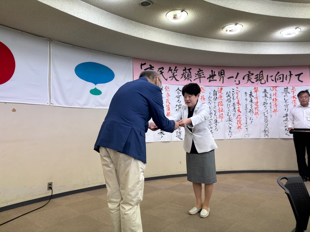 市長から湖南市行政改革懇談会会長への諮問
