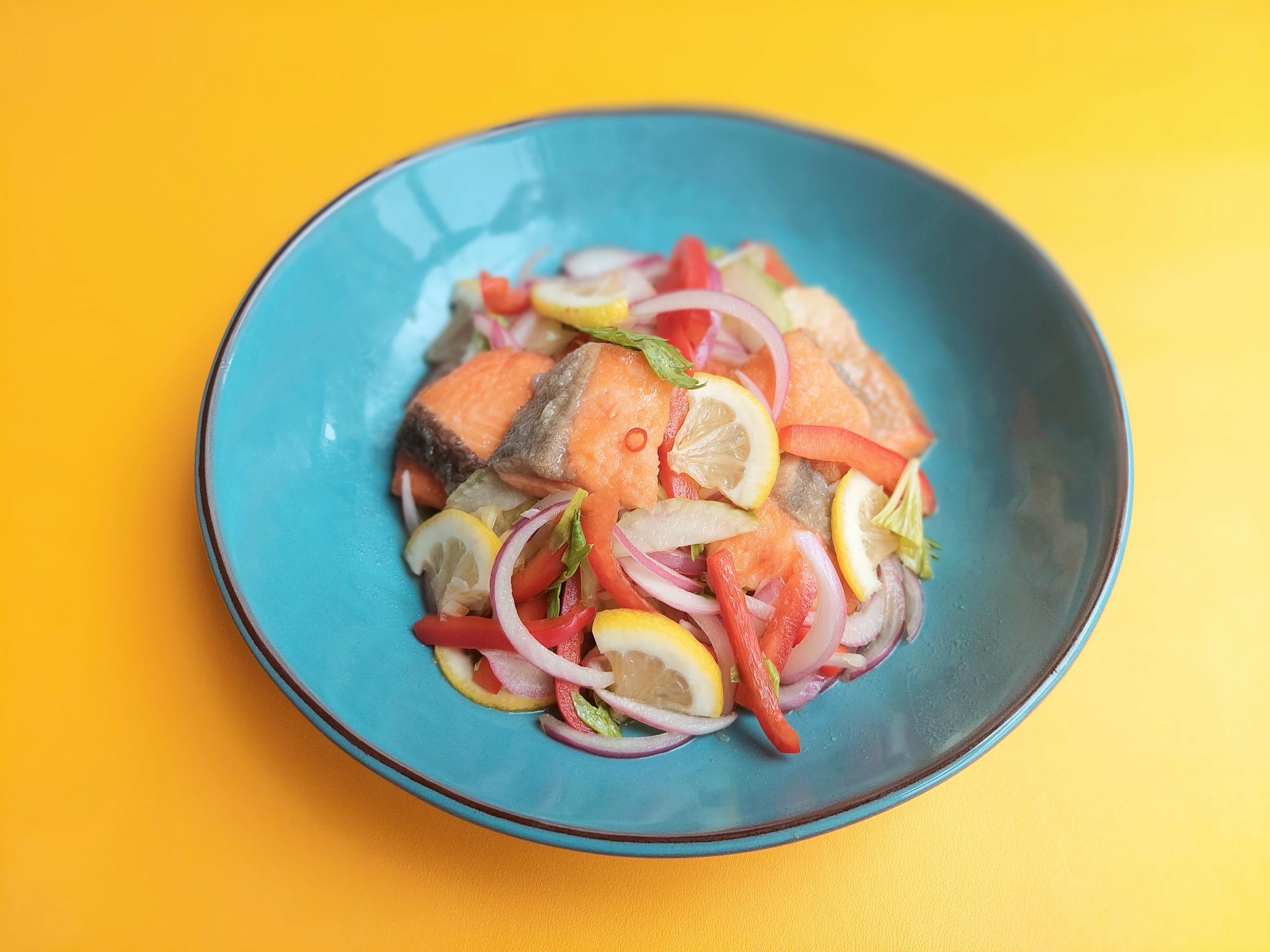 秋鮭と彩り野菜の南蛮漬け