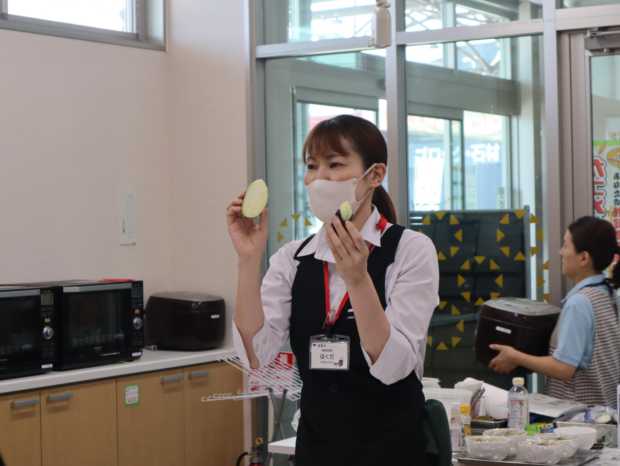 講師を務めていただいた地域活性化起業人の木田幸代さん（ABCクッキングスタジオから派遣）